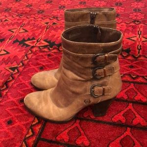 Born boots